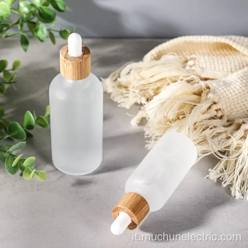 Bottiglia di siero di gocce di bambù vuoto